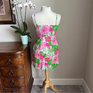 Lilly Pulitzer shift dress size 6.